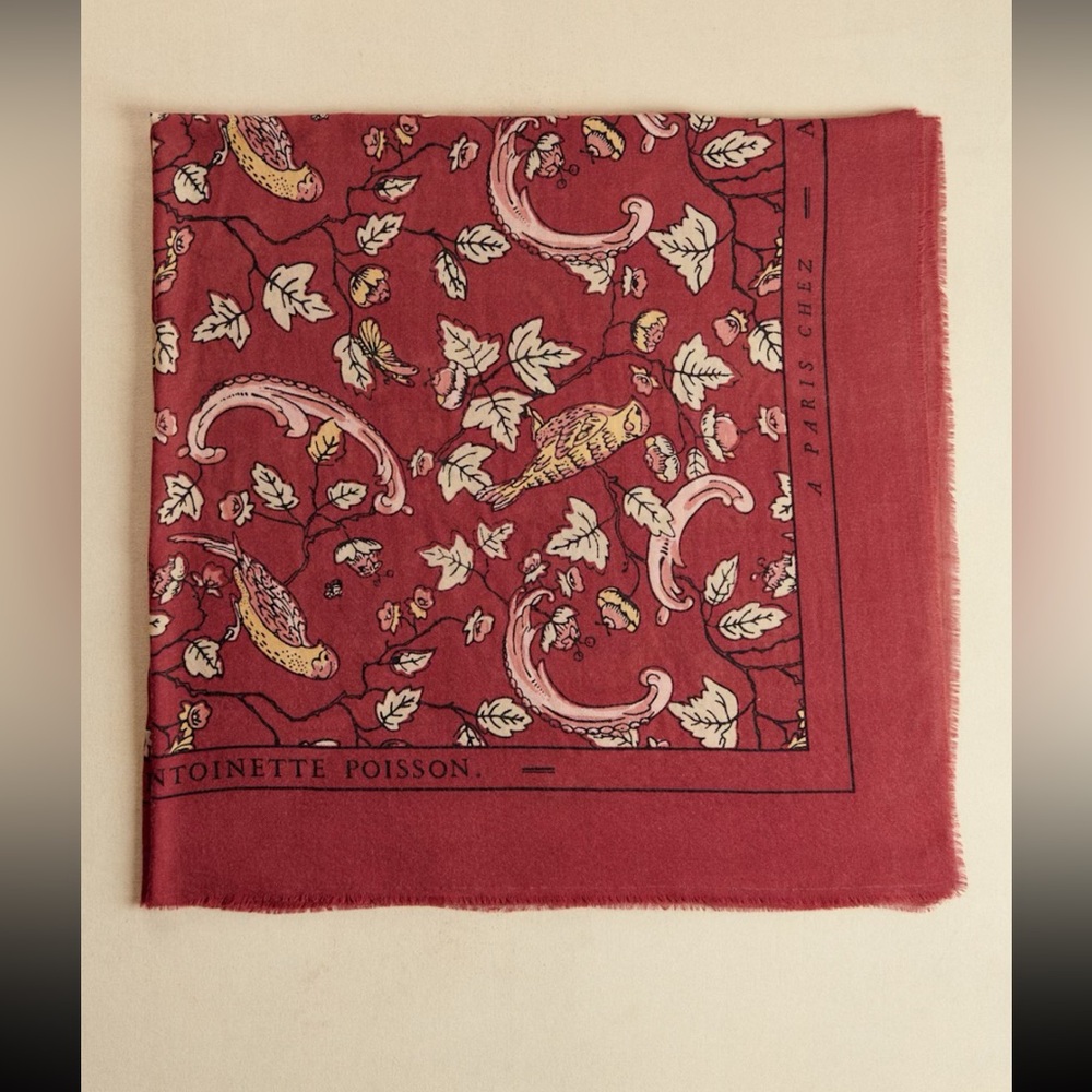 NWT PIO SCARVE- SÉZANE X ANTOINETTE POISSON - Burgundy with birds print - Picture 2 of 3